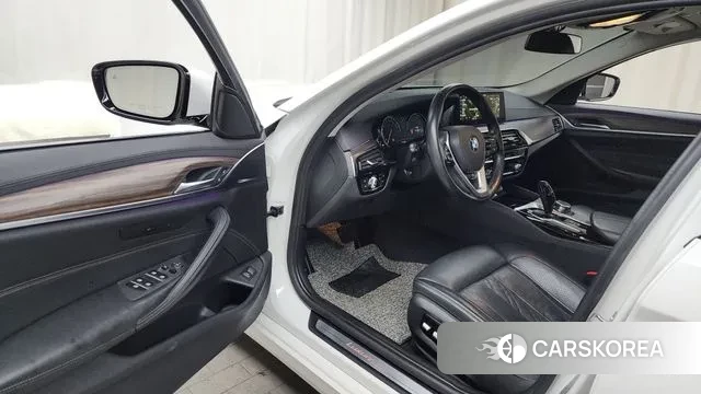 BMW 5 Series (G30) id 3578661 из Кореи 20