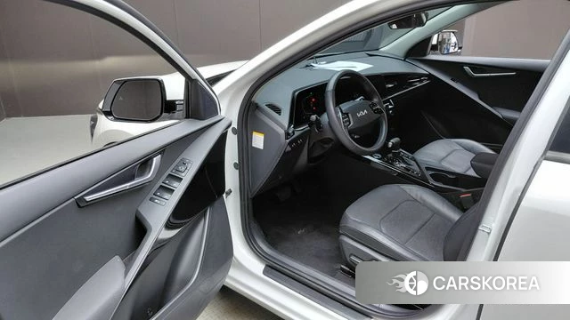 Kia Di Ol Nu Niro id 4854514 из Кореи 30