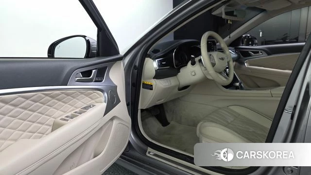 Genesis G70 id 4294656 из Кореи 34