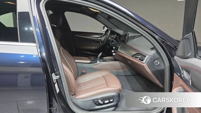 BMW 5 Series (G30) id 4656439 из Кореи 20