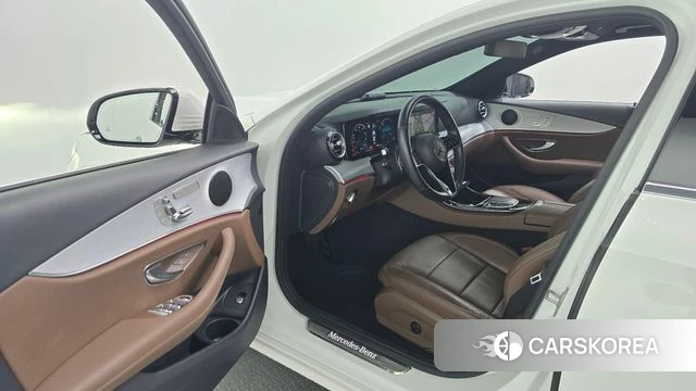 Mercedes-Benz E-Class W213 id 4356115 из Кореи 31