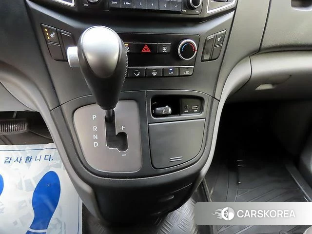Hyundai The New Grand Starex id 3819881 из Кореи 18