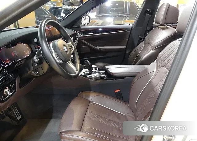 BMW 5 Series (G30) id 3426660 из Кореи 20