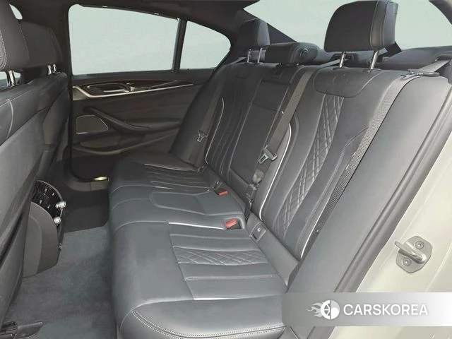 BMW 5 Series (G30) id 3833950 из Кореи 20