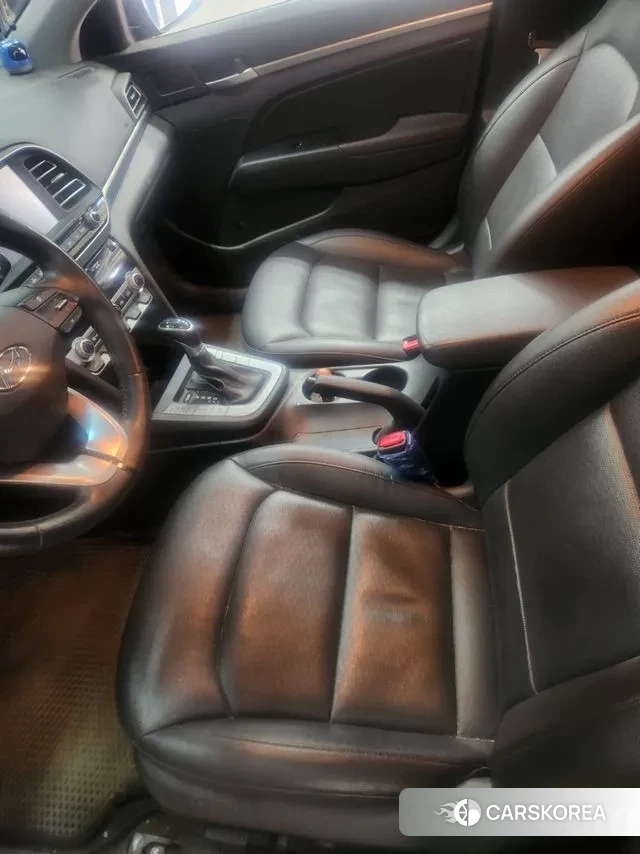 Hyundai The New Avante AD id 3413129 из Кореи 10