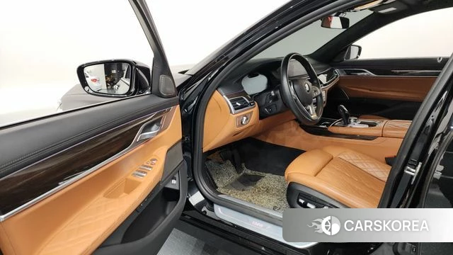 BMW 7 Series (G11) id 4282850 из Кореи 39