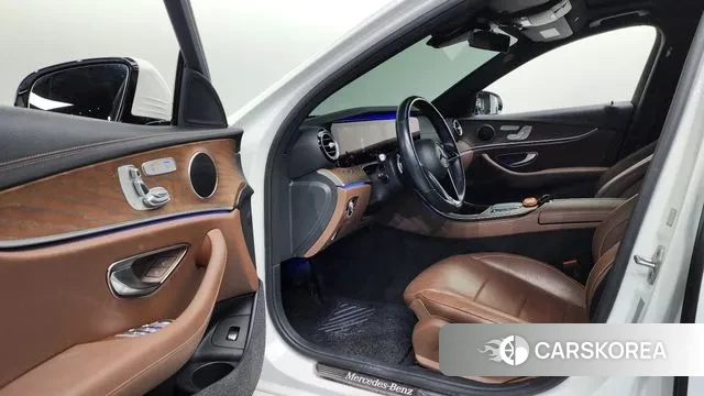 Mercedes-Benz E-Class W213 id 3557013 из Кореи 20