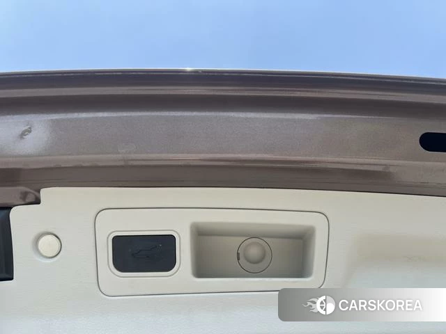 Buick GL8 id 4209893 из Китая 21