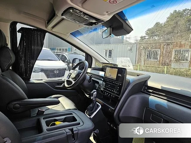 Hyundai Staria id 2448111 из Кореи 20