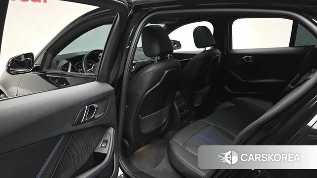 BMW 1 Series (F40) id 3826091 из Кореи 20