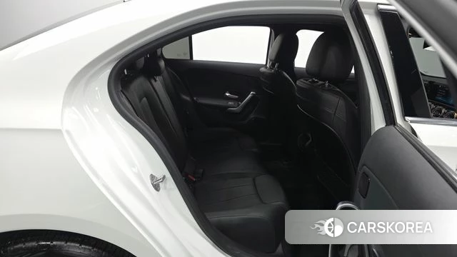 Mercedes-Benz A-Class W177 id 4529724 из Кореи 30