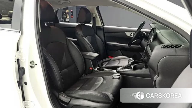 Kia Come New K3 id 3402952 из Кореи 20