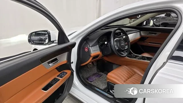 Jaguar XF (X260) id 3297191 из Кореи 20