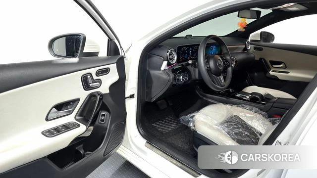 Mercedes-Benz A-Class W177 id 4551018 из Кореи 30