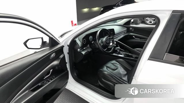 Hyundai Avante Hybrid (CN7) id 3904075 из Кореи 20