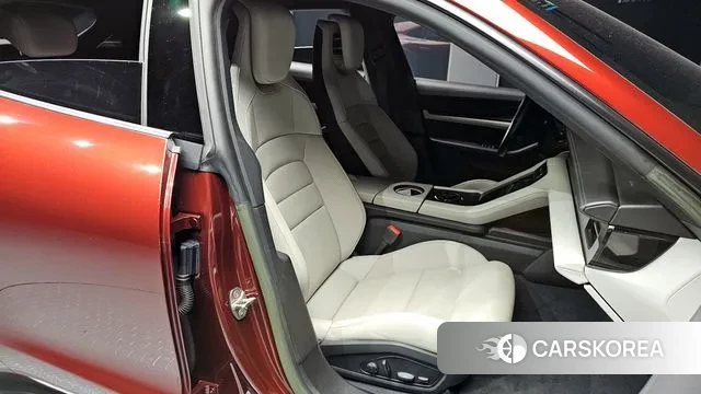 Porsche Taycan id 3213149 из Кореи 20