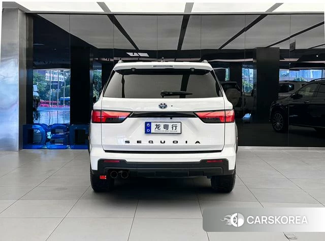 Toyota Sequoia id 4263571 из Китая 14
