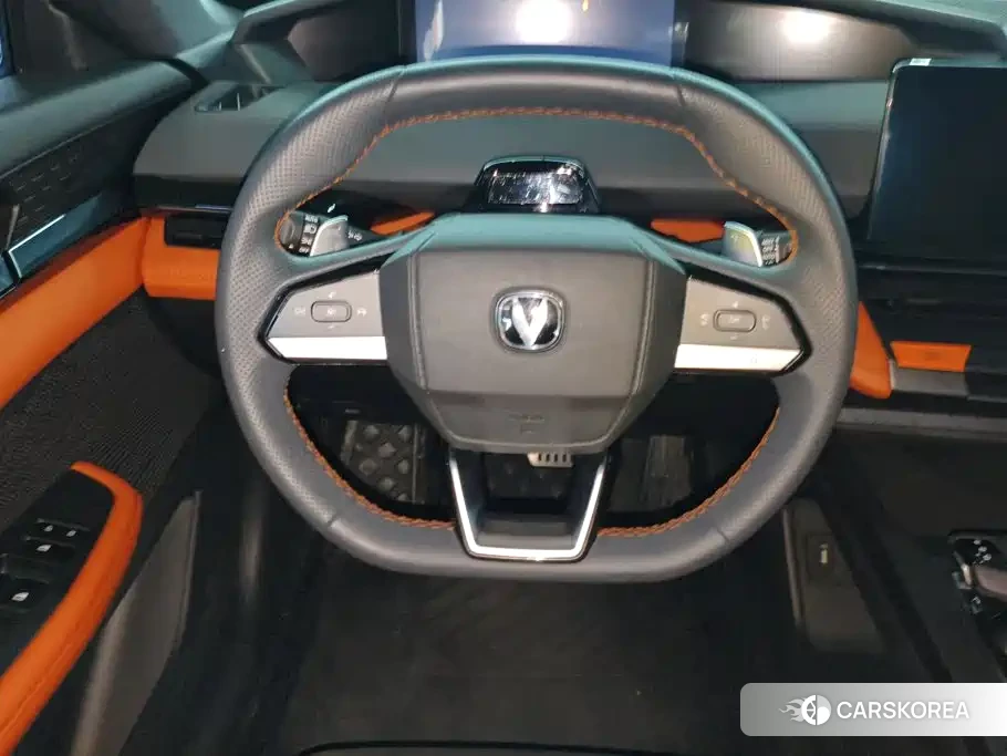 Chang'an UNI-V id 4681148 из Китая 16