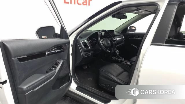 Kia Seltos id 4759038 из Кореи 37