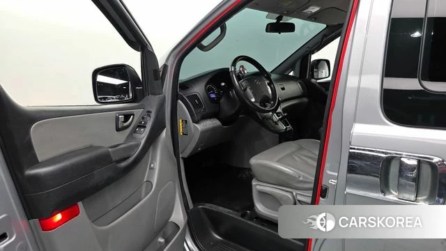 Hyundai The New Grand Starex id 4638296 из Кореи 20