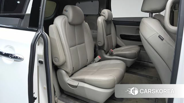 Kia The New Carnival id 4794608 из Кореи 42