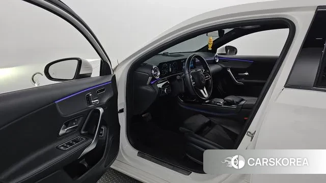 Mercedes-Benz A-Class W177 id 3028336 из Кореи 20