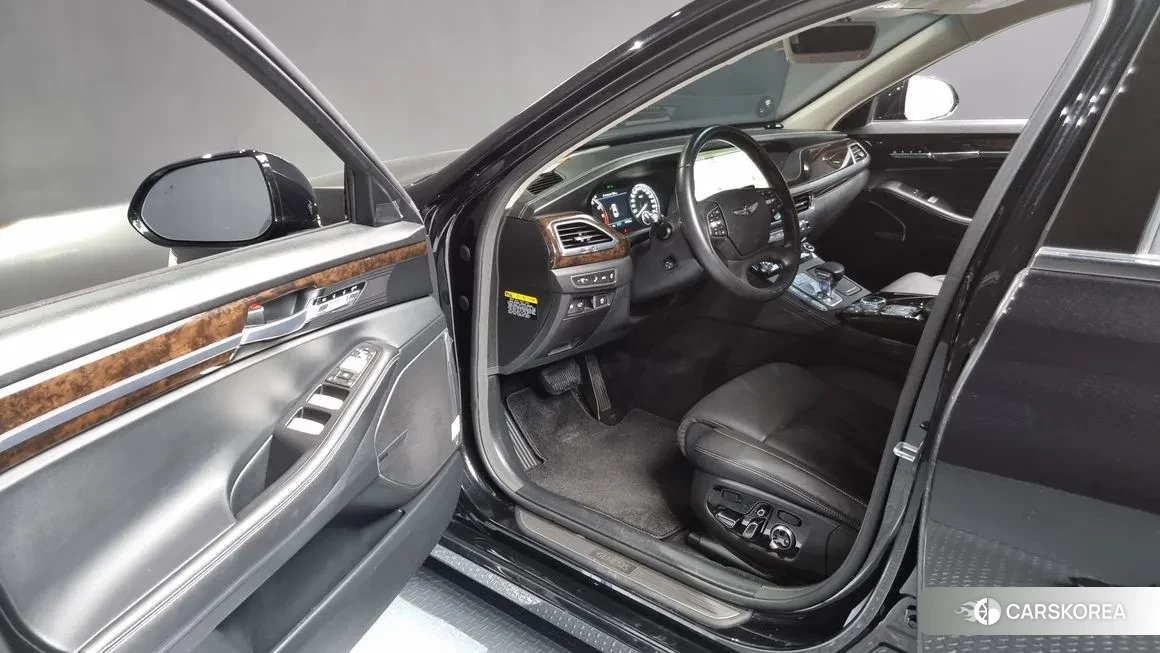 Genesis G90 id 2163958 из Кореи 20