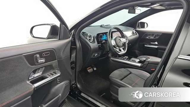 Mercedes-Benz GLA - Class H247 id 4637400 из Кореи 20