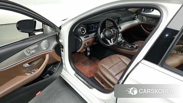 Mercedes-Benz E-Class W213 id 4020206 из Кореи 20