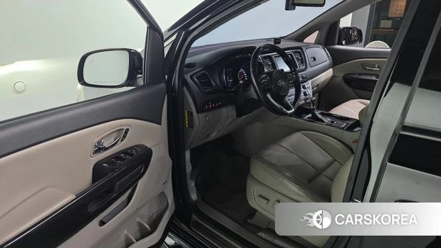 Kia The New Carnival id 4294827 из Кореи 20