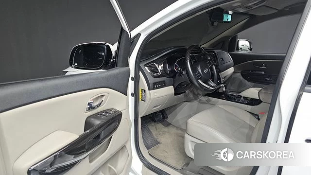 Kia The New Carnival id 4581421 из Кореи 30