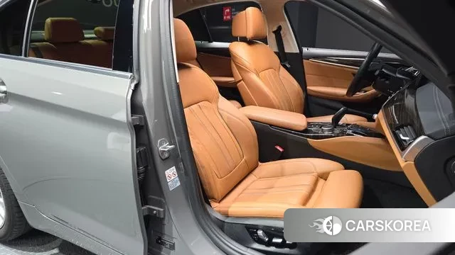 BMW 5 Series (G30) id 3367160 из Кореи 20