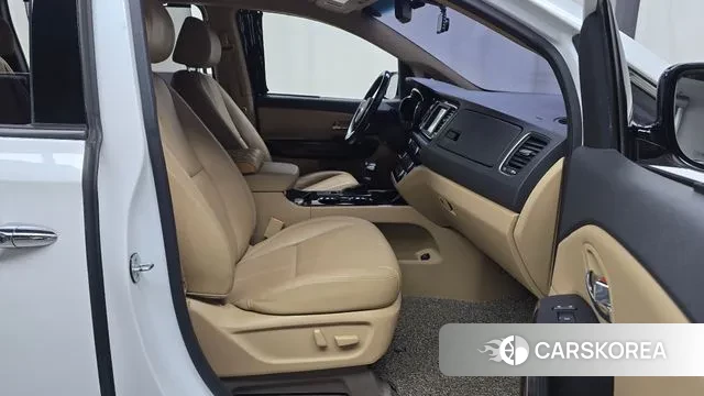 Kia The New Carnival id 3029235 из Кореи 20