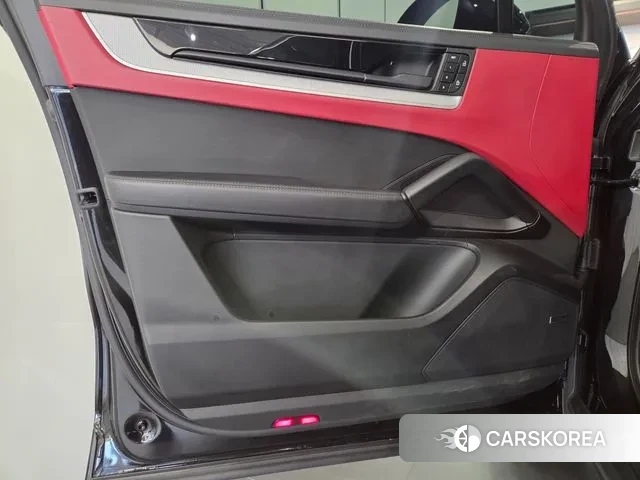 Porsche Cayenne (PO536) id 3664334 из Кореи 12