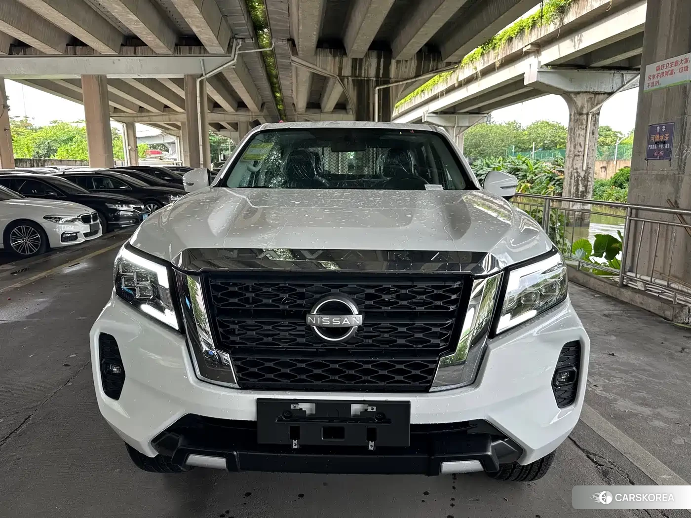 Nissan Navara id 4681243 из Китая 11