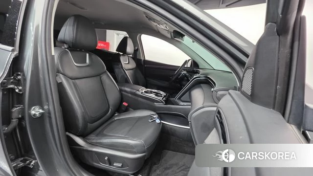 Hyundai Tucson (NX4) id 4612969 из Кореи 32