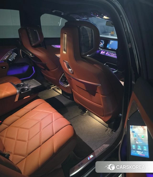 BMW 7 Series (G70) id 3896383 из Кореи 12