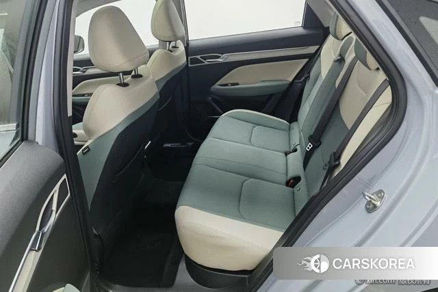 Geely Automobile Emgrand L HiP id 4236623 из Китая 24