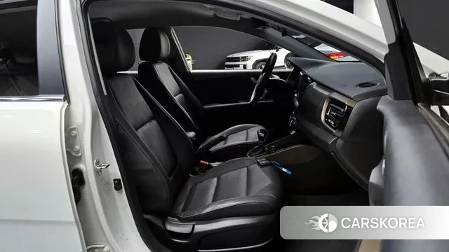 Kia Stonic id 3045468 из Кореи 20