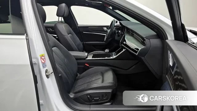 Audi A6 (C8) id 3459241 из Кореи 20