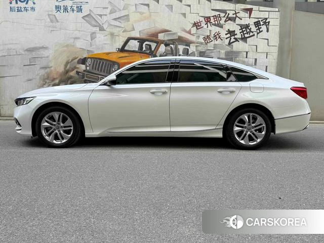 Honda Accord id 4213449 из Китая 11