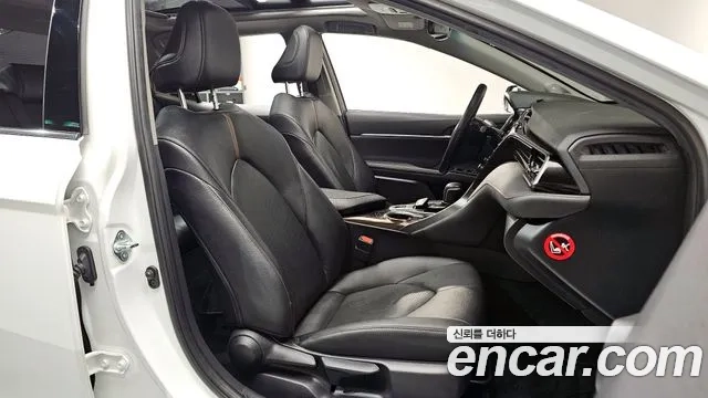 Toyota Camry (XV70) id 2886743 из Кореи 20