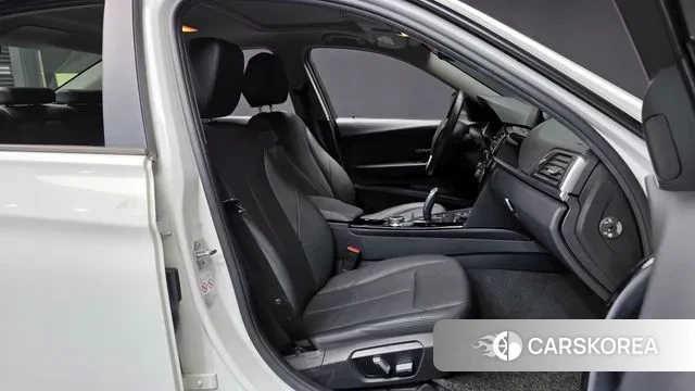 BMW 3 Series (F30) id 3608430 из Кореи 20