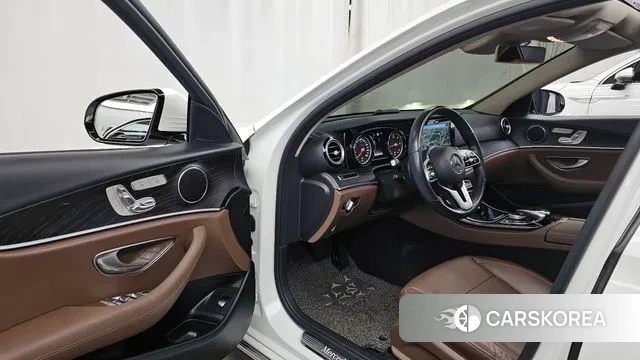 Mercedes-Benz E-Class W213 id 3772941 из Кореи 20