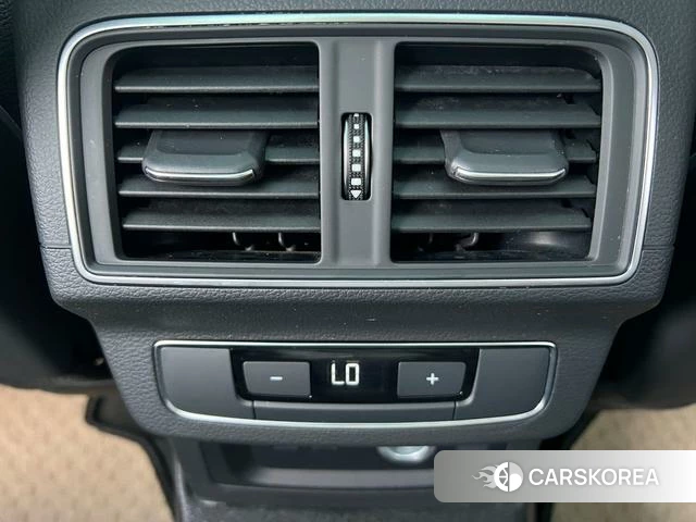 Audi Q5L id 4301244 из Китая 22