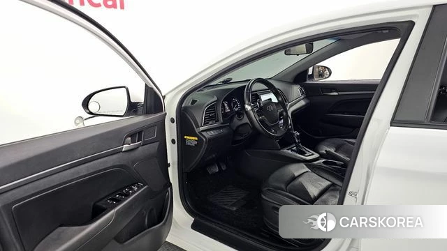 Hyundai Avante AD id 4610452 из Кореи 20