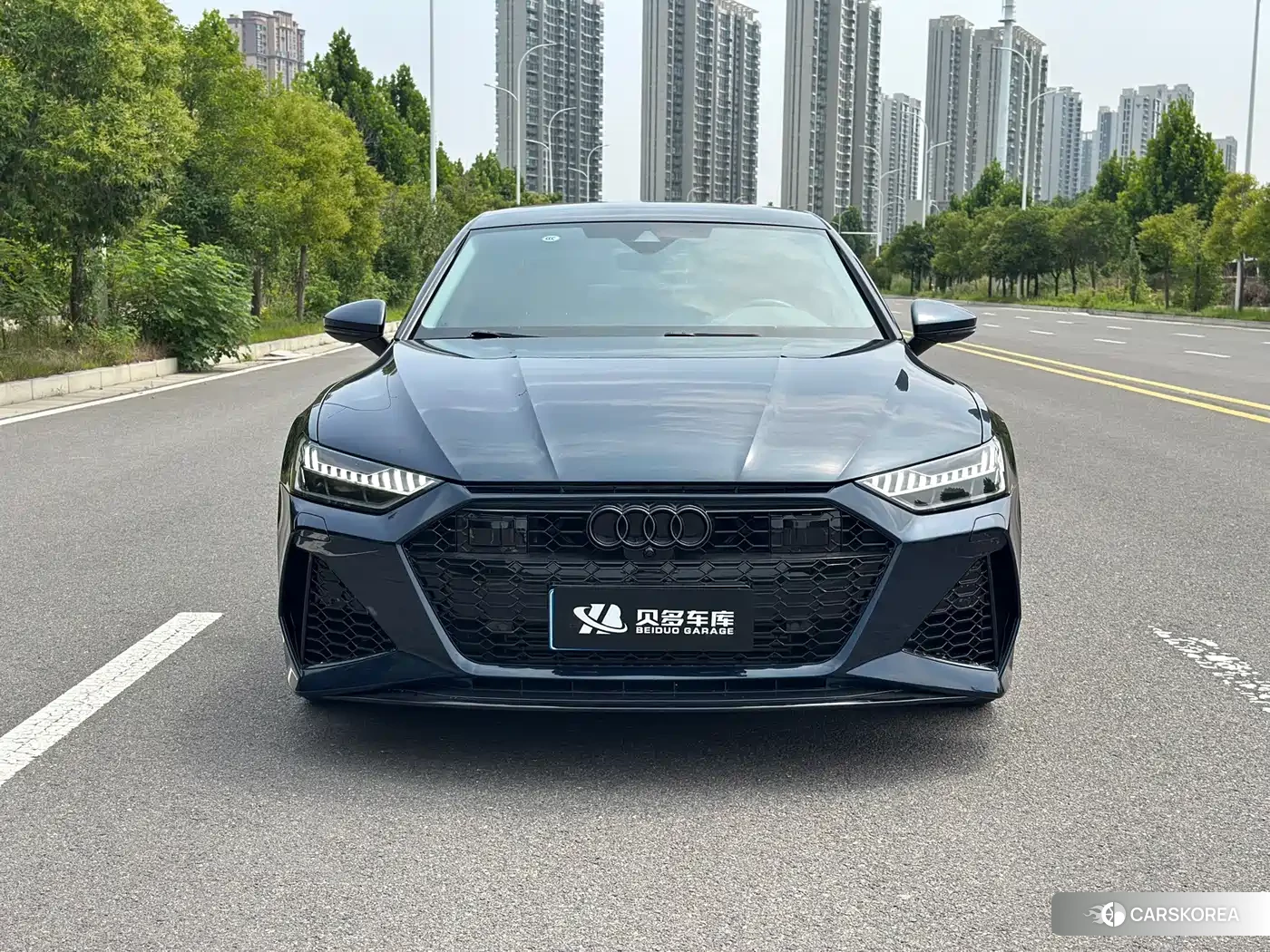 Audi A7L id 4628024 из Китая 16