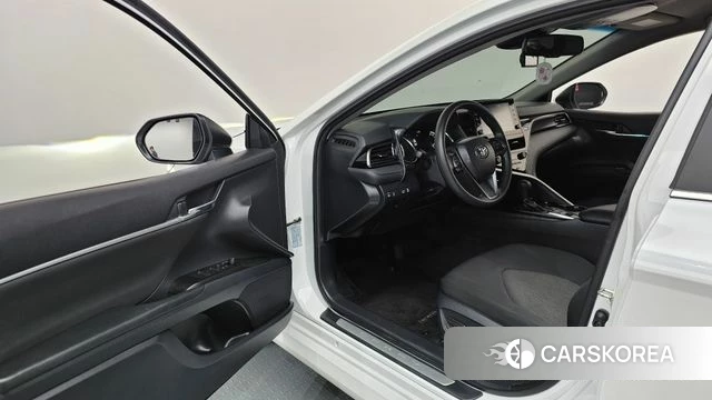 Toyota Camry (XV70) id 4630682 из Кореи 30