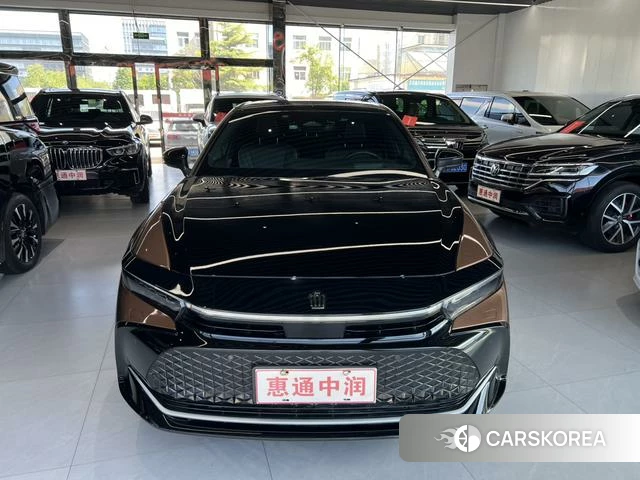 Toyota Crown SportCross id 4235679 из Китая 20
