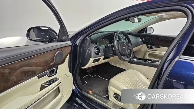 Jaguar All New XJ id 3583095 из Кореи 20